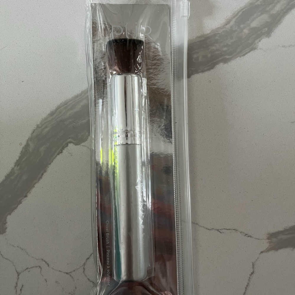 PUR Minerals Silver Makeup Brush